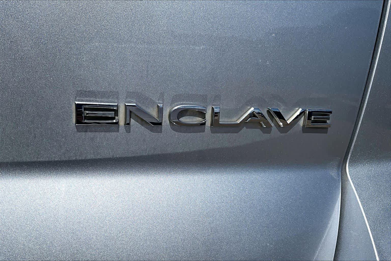 Used 2017 Buick Enclave Premium FWD image 10