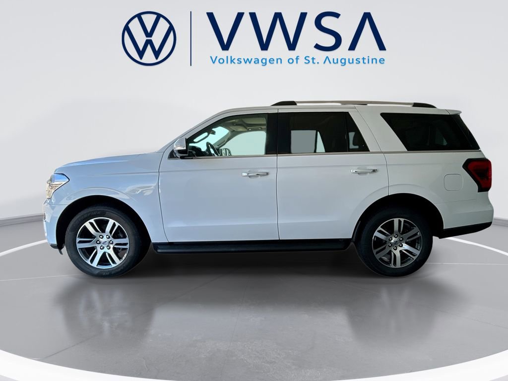 Used 2024 Ford Expedition Limited image 4