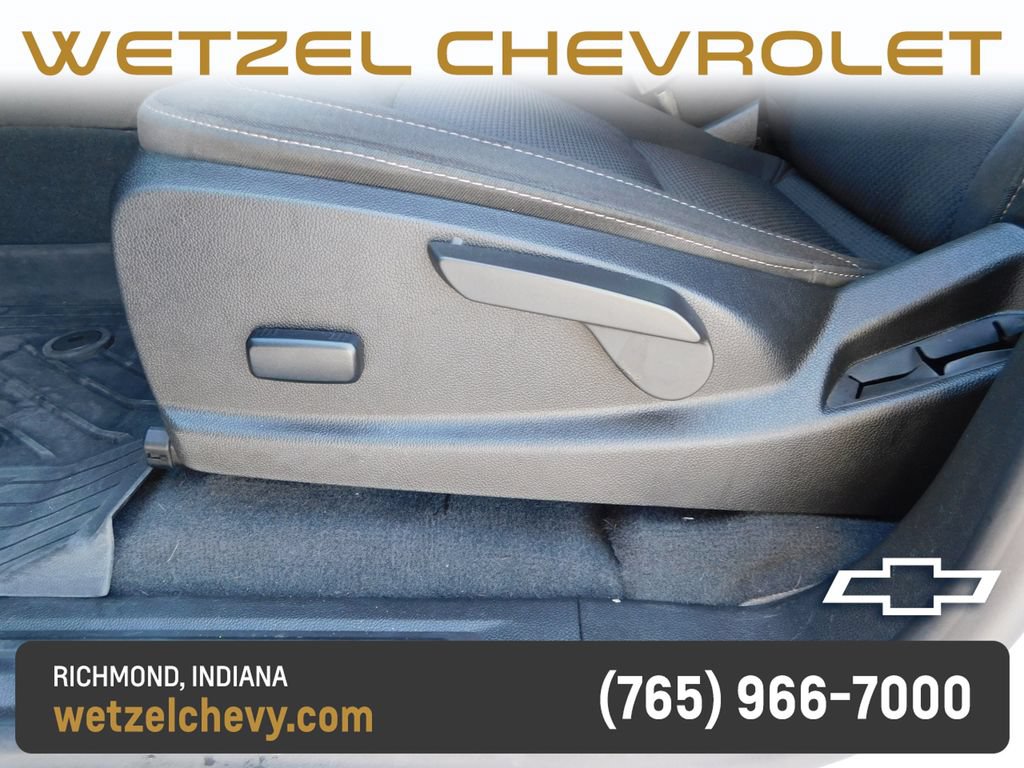 Used 2022 Chevrolet Colorado LT w/ LT Convenience Package RWD image 17
