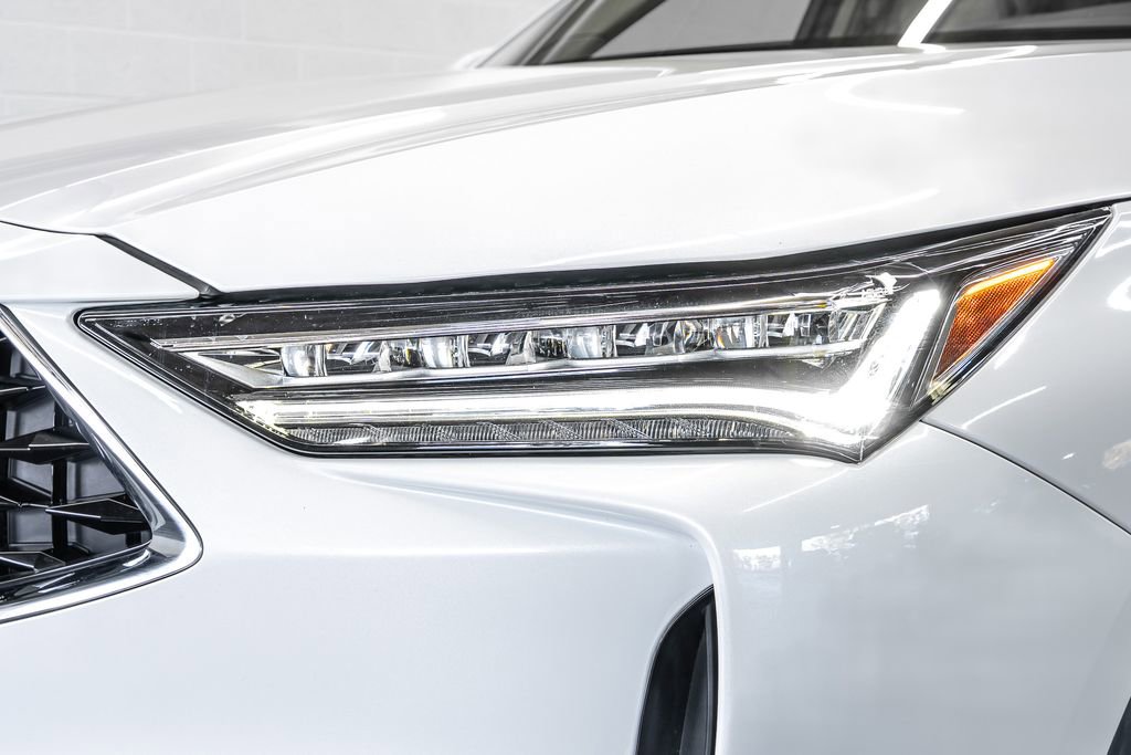 Used 2023 Acura MDX FWD w/ Technology Package image 9