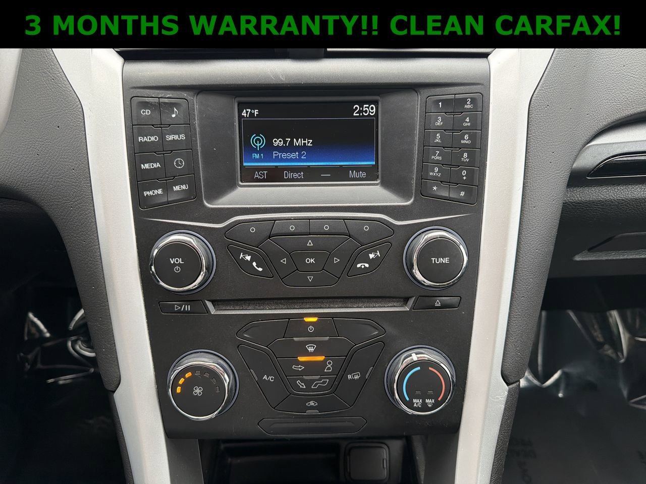 Used 2015 Ford Fusion SE w/ Equipment Group 201A FWD image 17