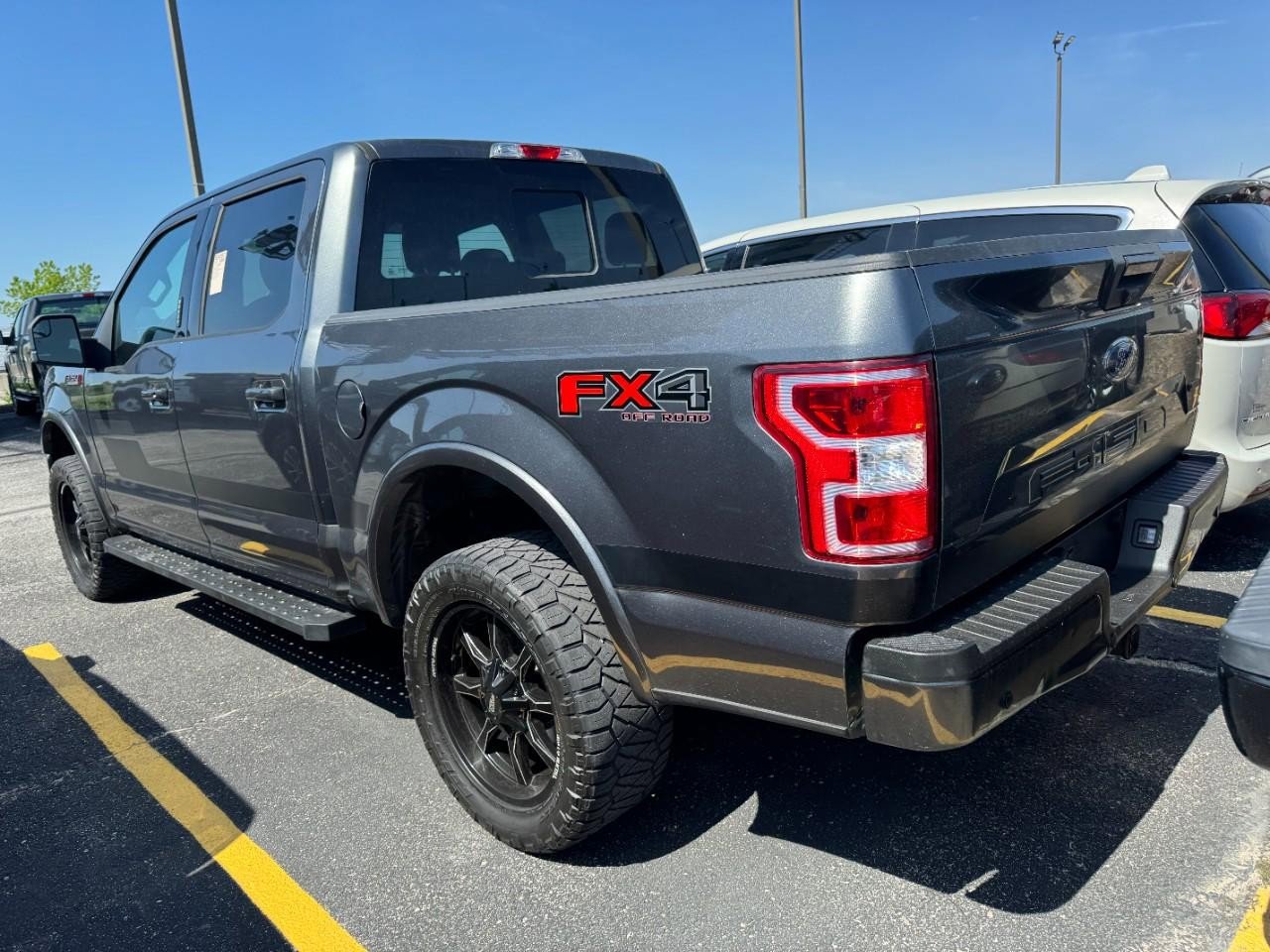 Used 2018 Ford F150 XLT w/ Equipment Group 302A Luxury AWD/4WD image 10