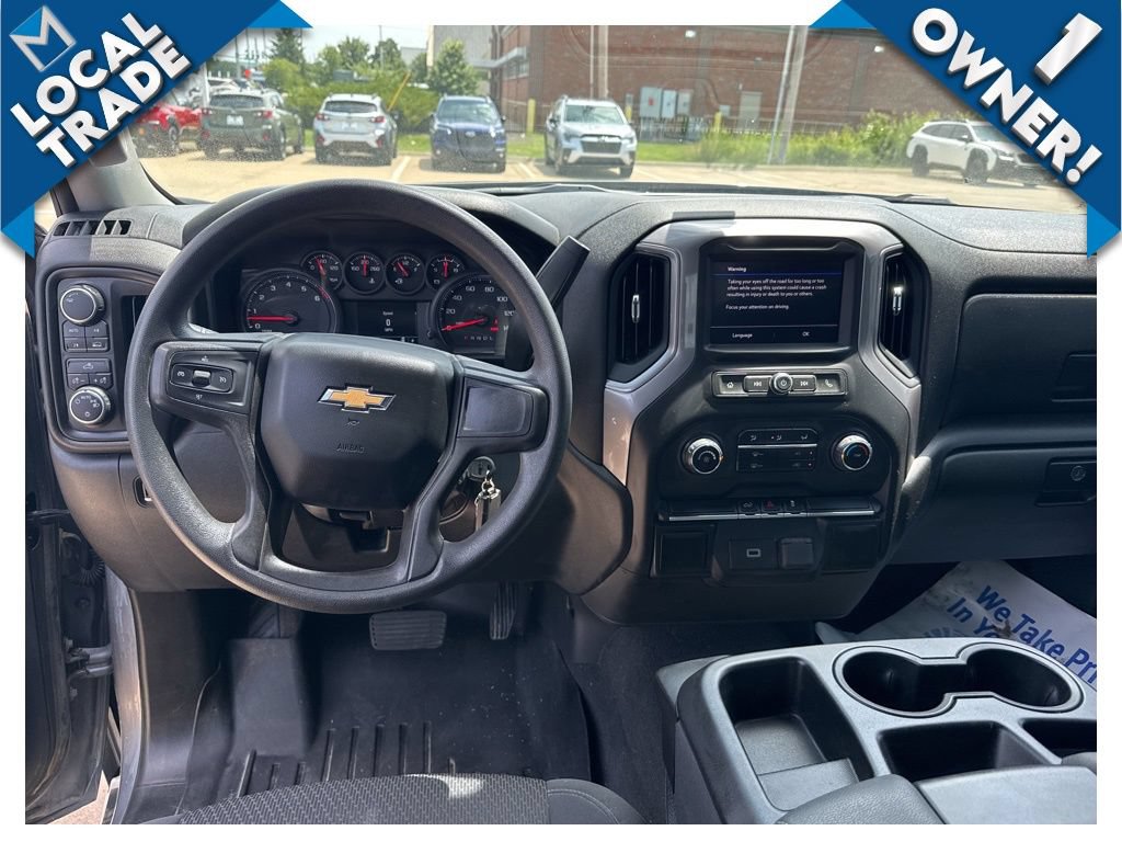 Used 2020 Chevrolet Silverado 1500 Custom w/ Custom Value Package AWD/4WD image 12