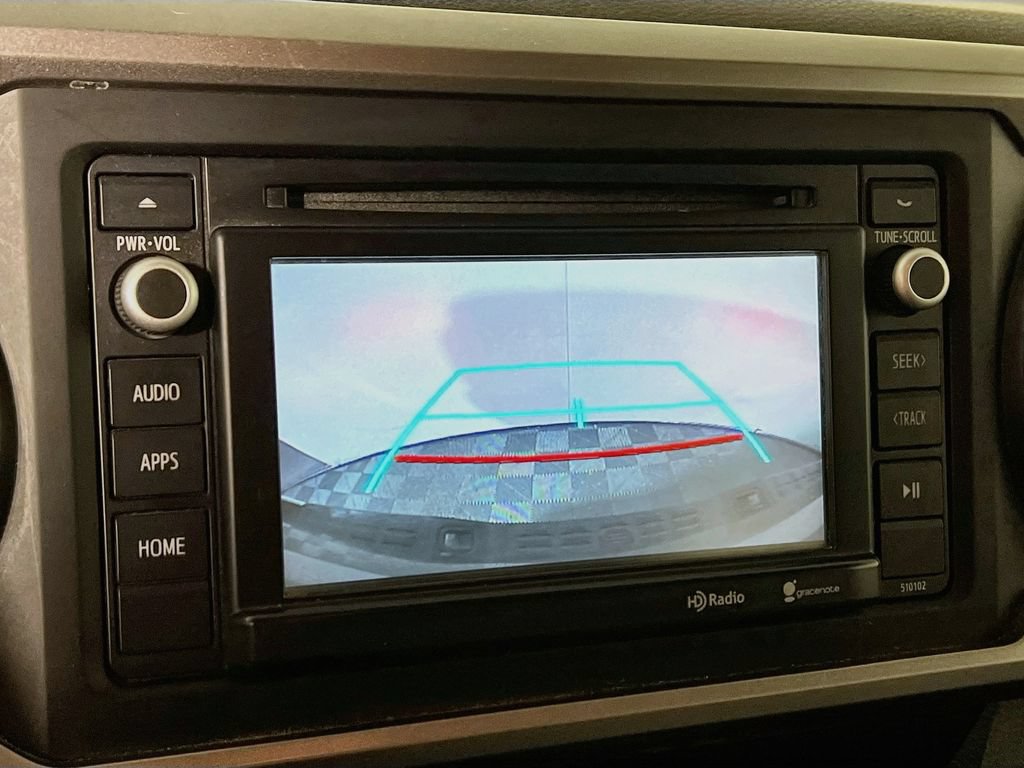 Used 2016 Toyota Tacoma SR5 w/ SR5 Appearance Package (SN) RWD image 12