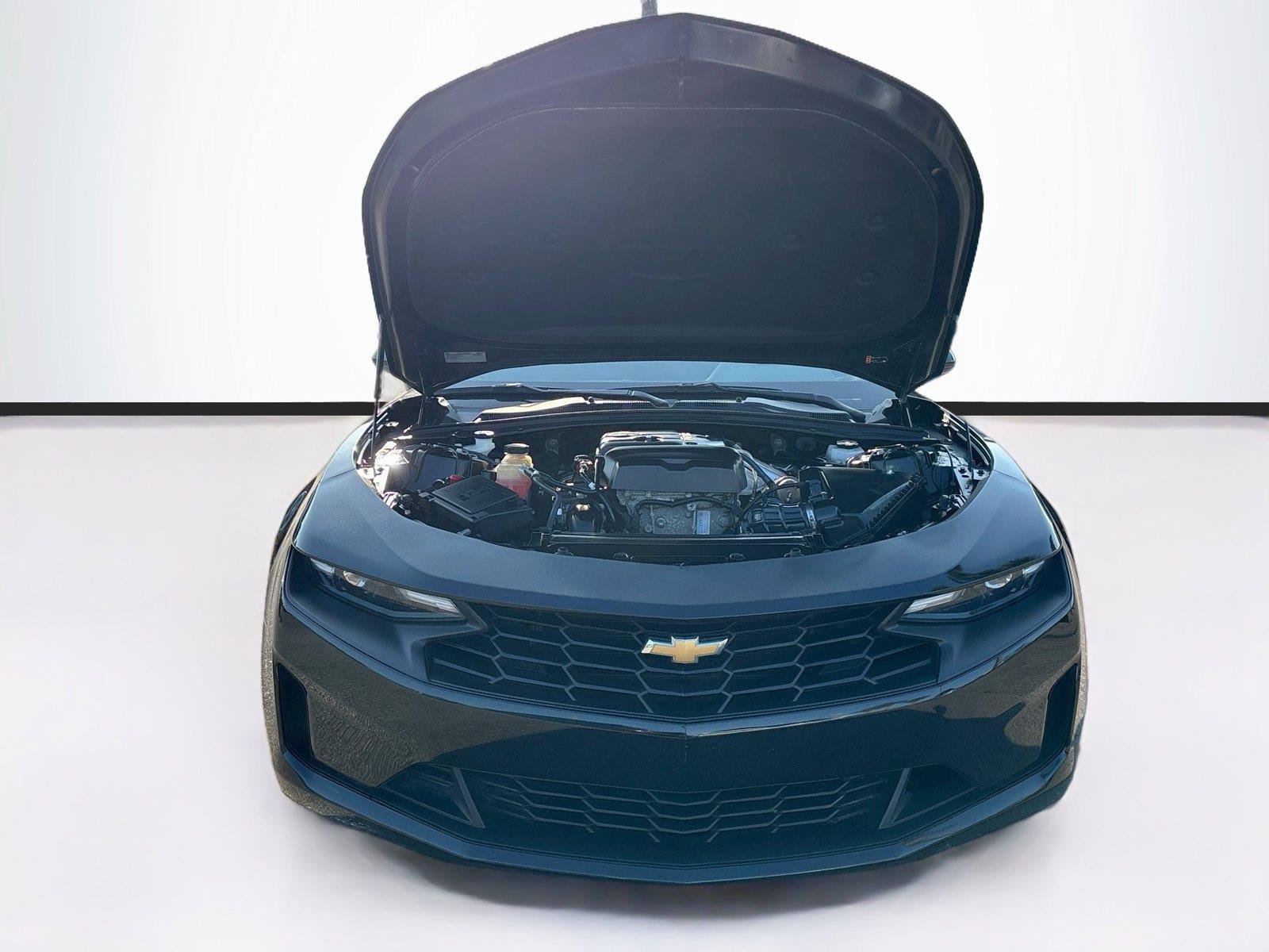 Used 2023 Chevrolet Camaro LT RWD image 31