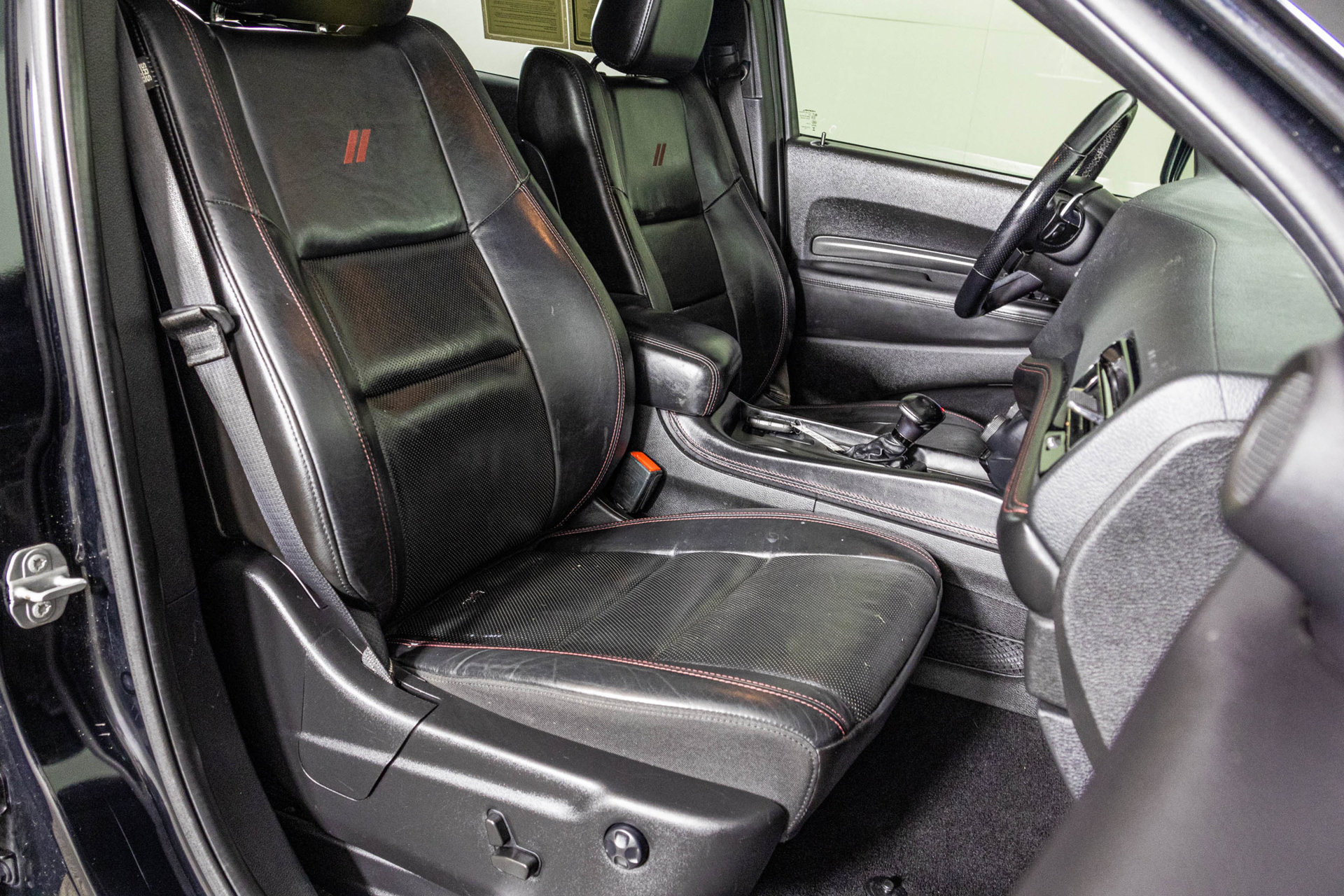 Used 2021 Dodge Durango R/T w/ Blacktop Package AWD/4WD image 50