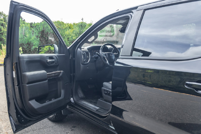 Used 2020 Chevrolet Silverado 1500 RST w/ All-Star Edition AWD/4WD image 23