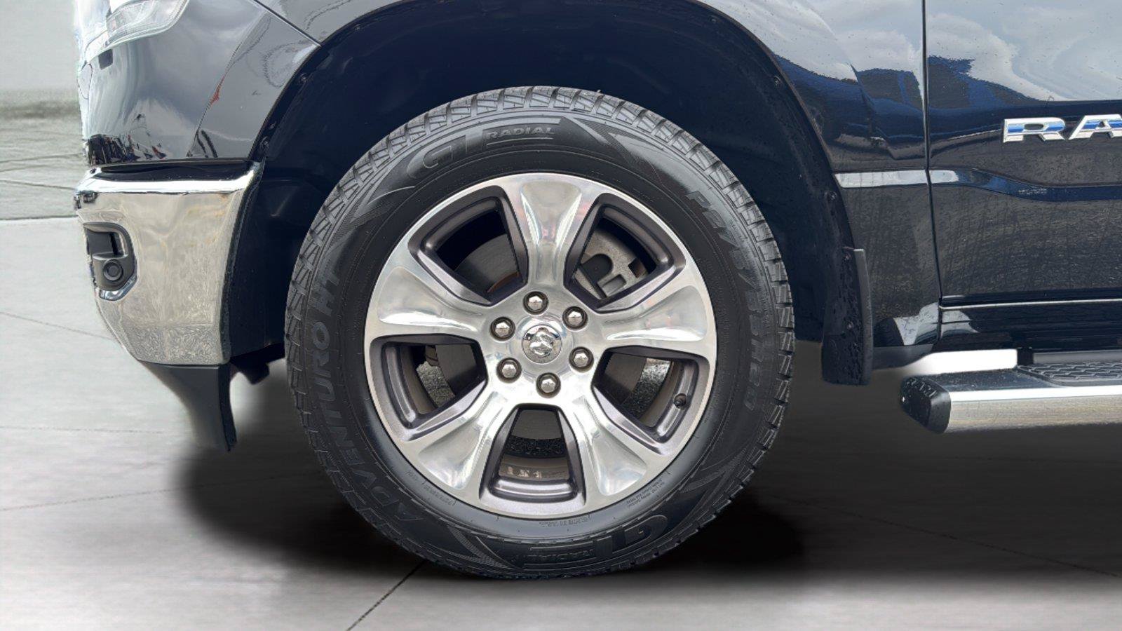 Used 2023 RAM 1500 Laramie AWD/4WD image 29
