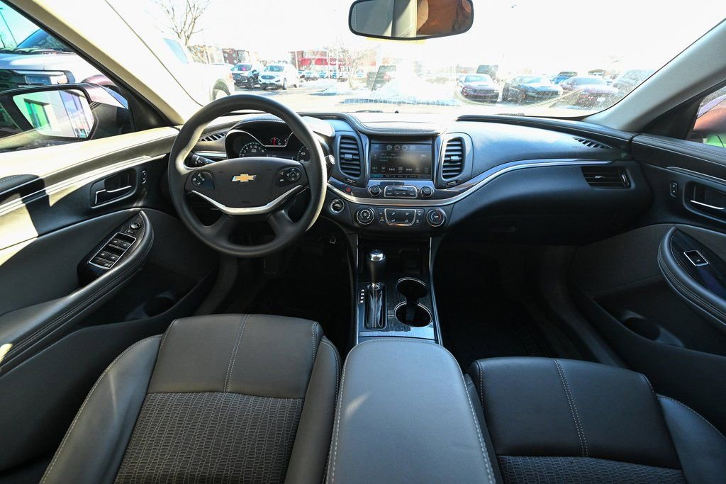 Used 2018 Chevrolet Impala LS image 29