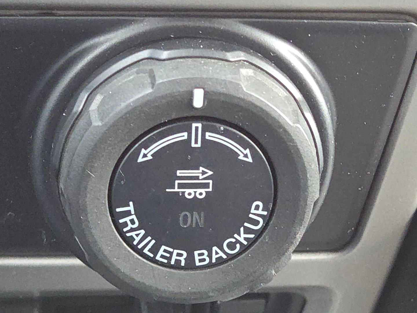 Used 2019 Ford F150 Lariat w/ Equipment Group 502A Luxury image 8