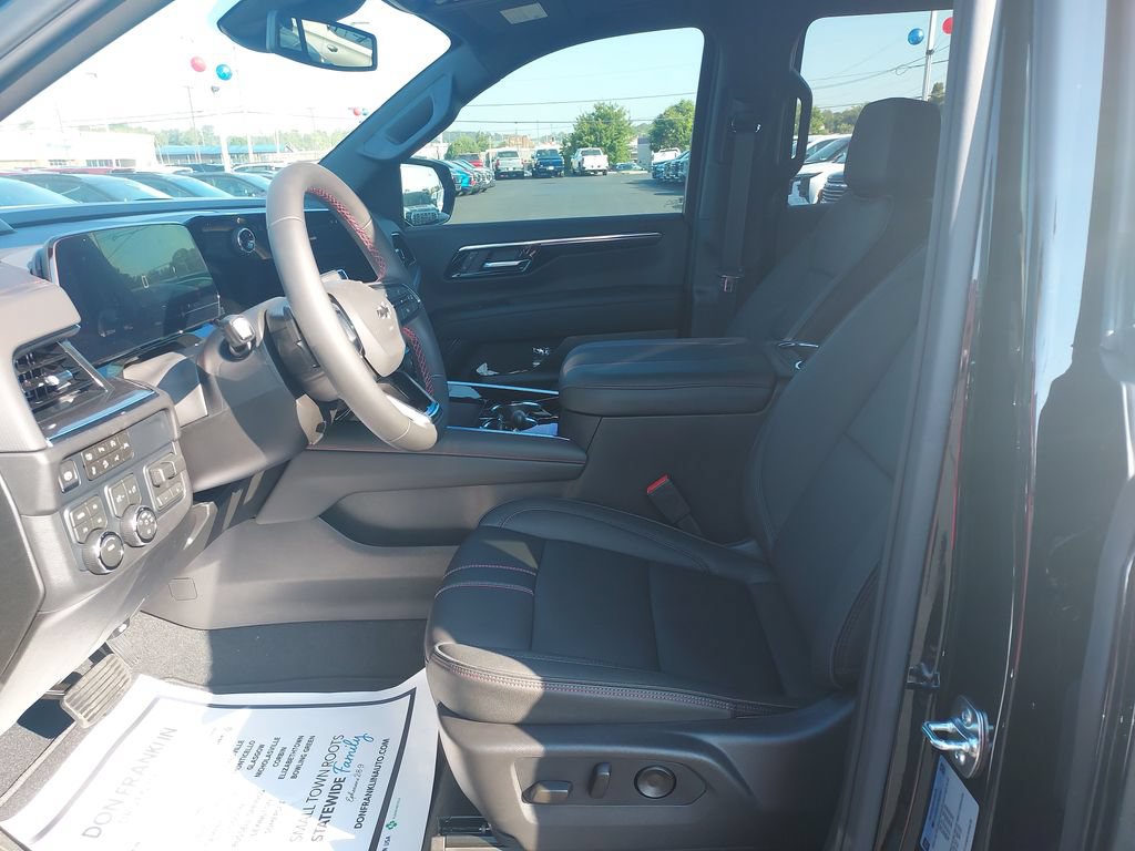 New 2026 Chevrolet Tahoe RST w/ Sun And Tow Package AWD/4WD image 13