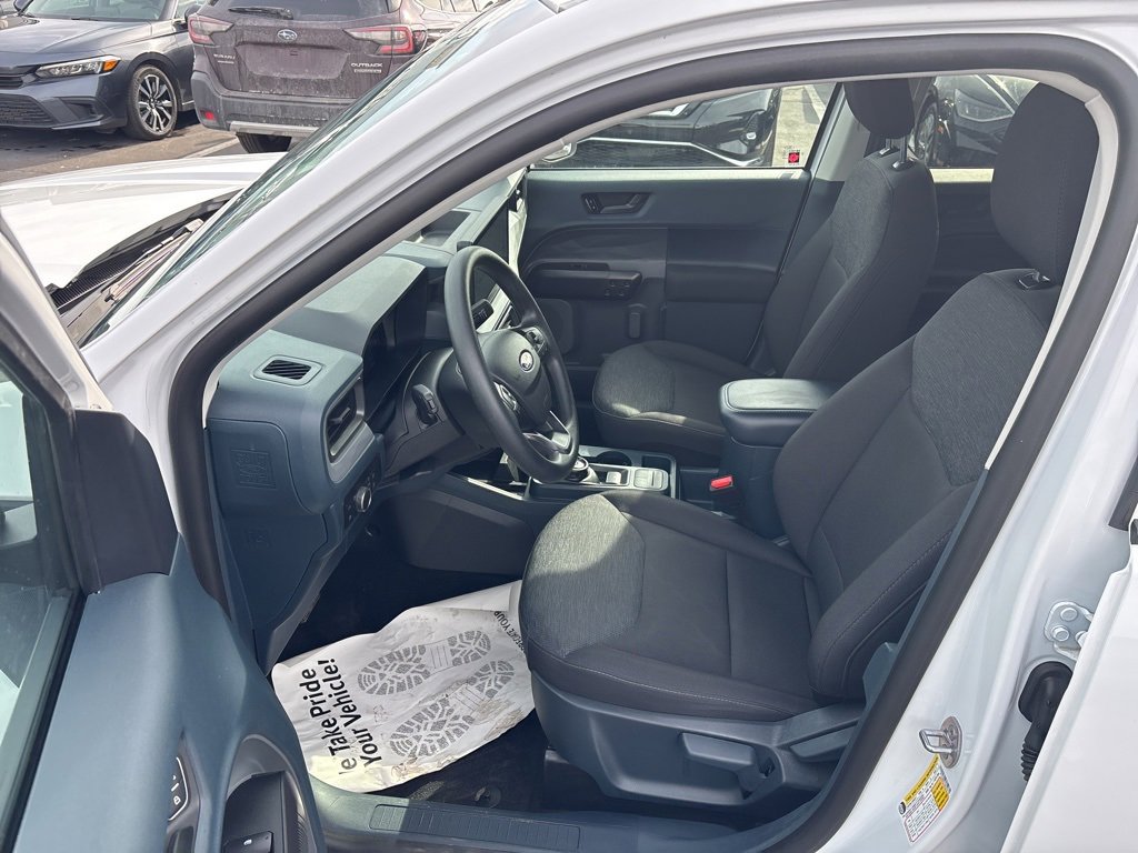 Used 2025 Ford Maverick XL w/ Equipment Group 101A image 9