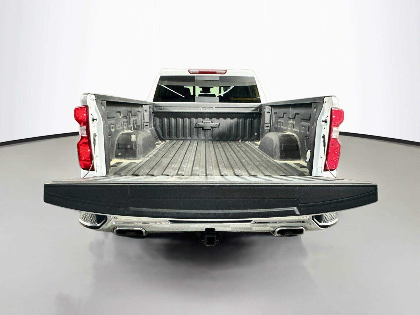 Used 2024 Chevrolet Silverado 1500 LT AWD/4WD image 27