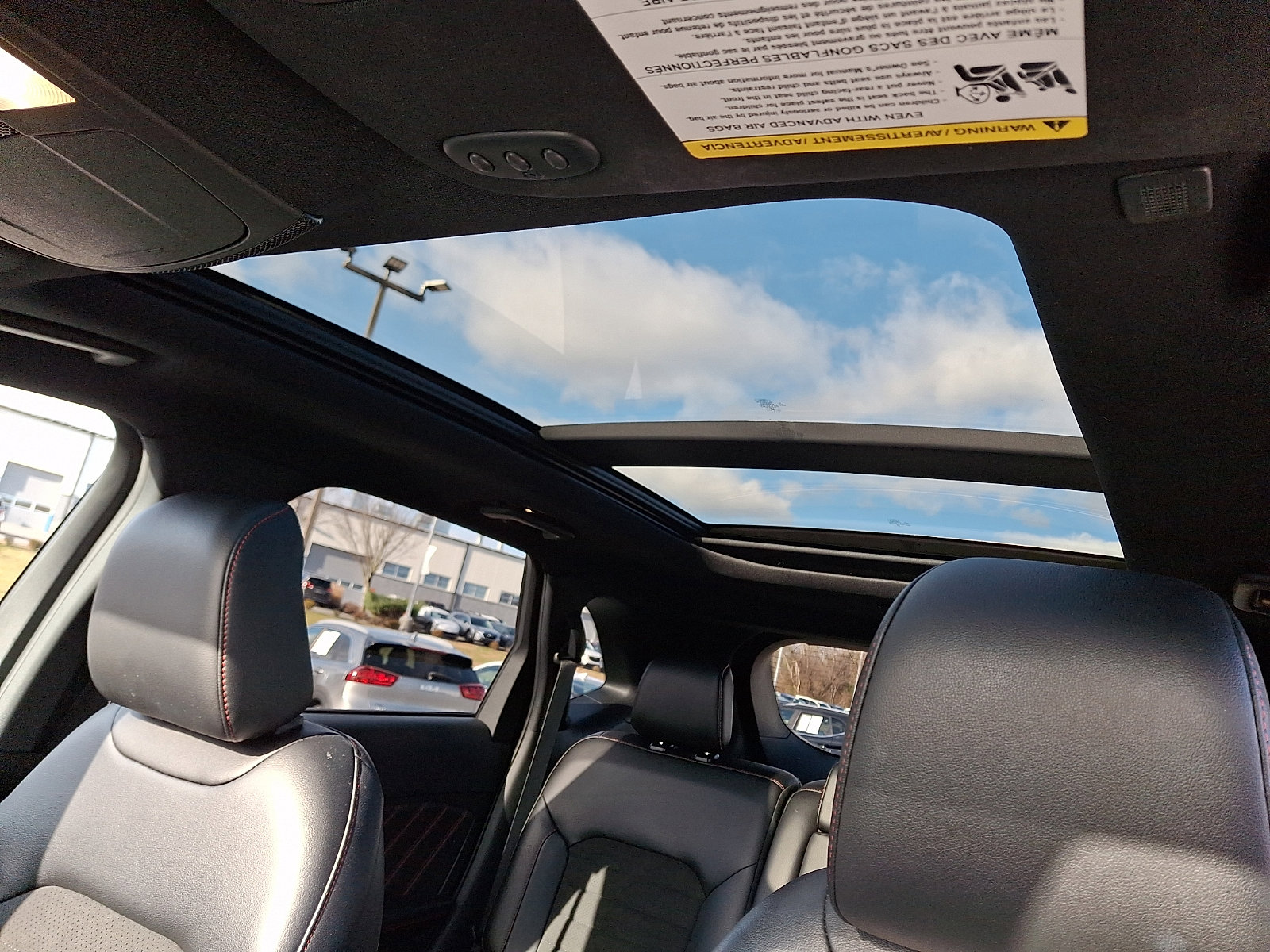 Used 2021 Ford Edge ST-Line w/ Class II Trailer Tow Package image 14