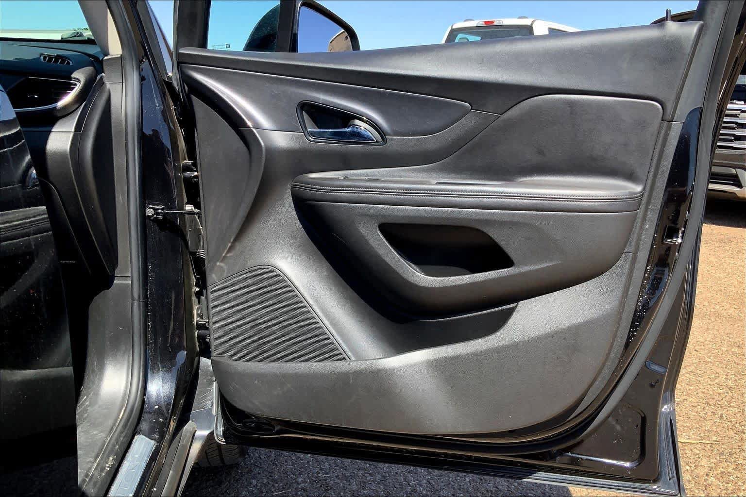 Used 2019 Buick Encore Preferred image 22