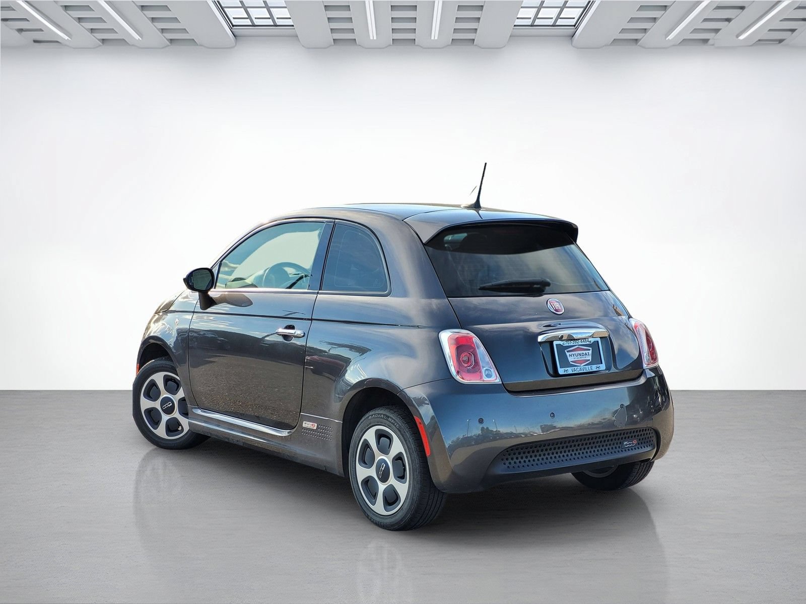 Used 2018 FIAT 500 e FWD image 13