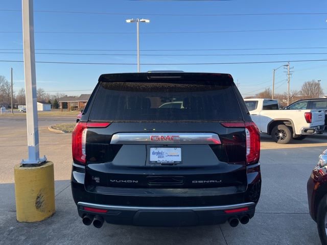 Used 2022 GMC Yukon XL Denali image 6