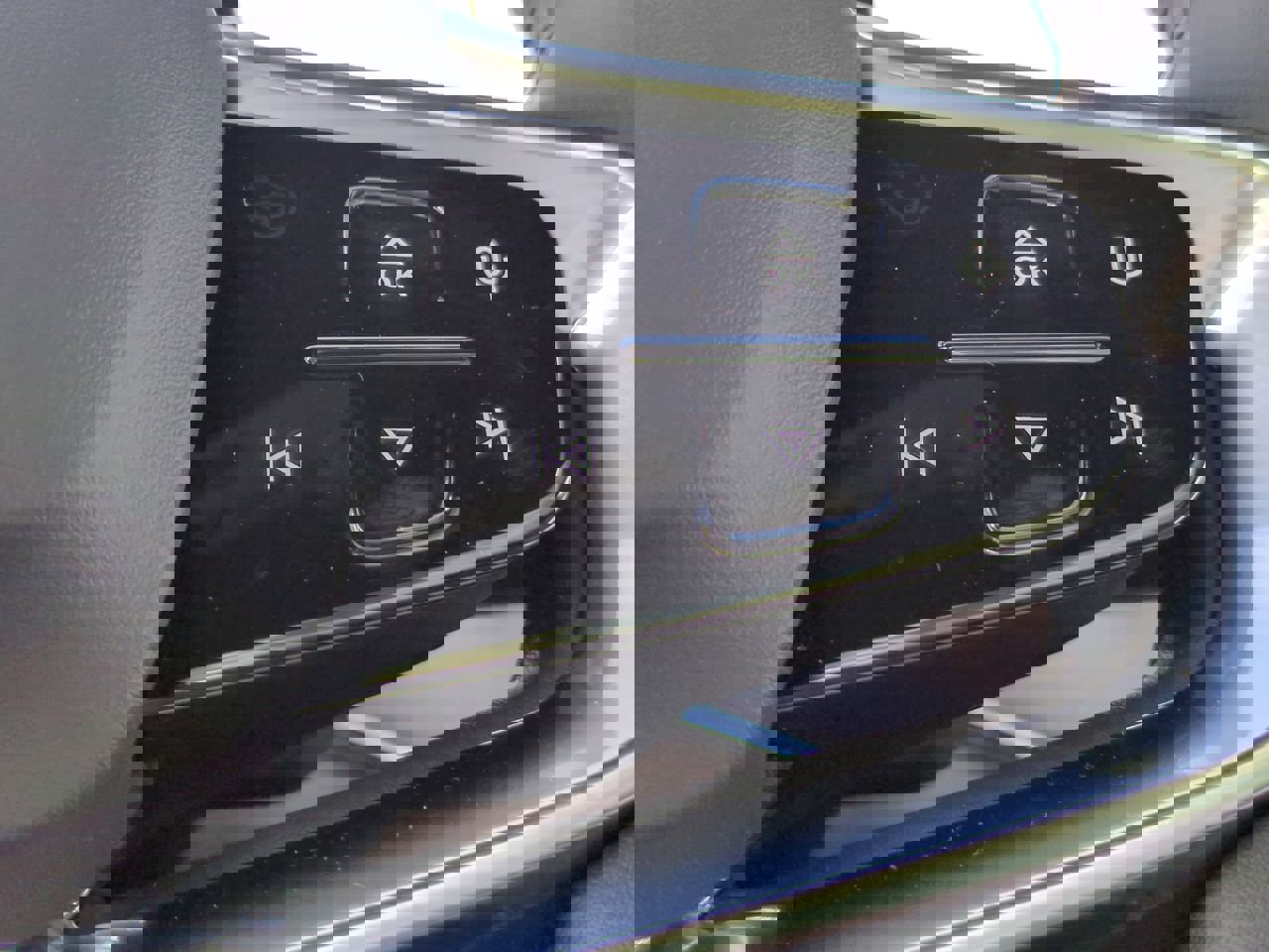 New 2025 Volvo EX90 Ultra image 25