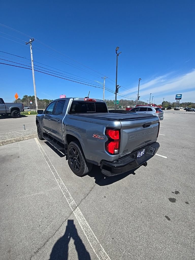Used 2025 Chevrolet Colorado Z71 w/ Z71 Convenience Package 2 image 3