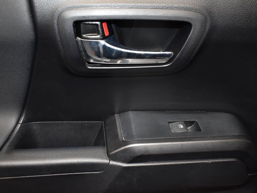 Used 2020 Toyota Tacoma TRD Off-Road image 14