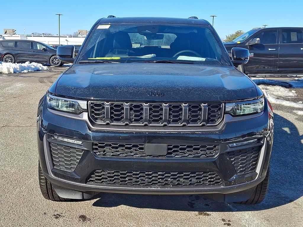 New 2026 Jeep Grand Cherokee Limited w/ Limited Altitude Package AWD/4WD image 2