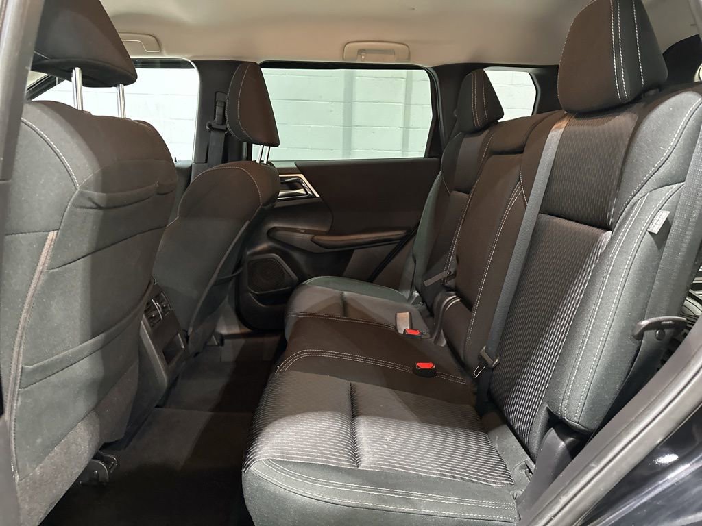 Used 2022 Mitsubishi Outlander ES AWD/4WD image 15