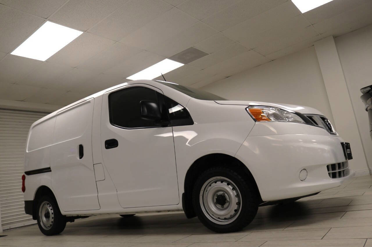 Used 2020 Nissan NV200 S w/ Back Door Glass Package image 7