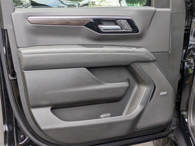 New 2026 Chevrolet Suburban Premier image 12