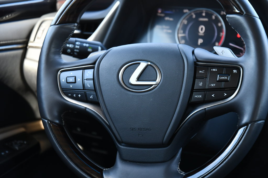 Used 2021 Lexus ES 350 w/ Premium Package FWD image 24