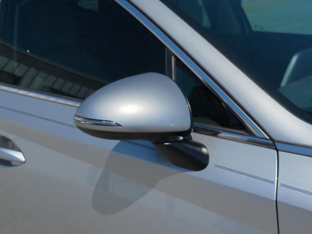 Used 2020 Hyundai Sonata SEL w/ Cargo Package FWD image 11