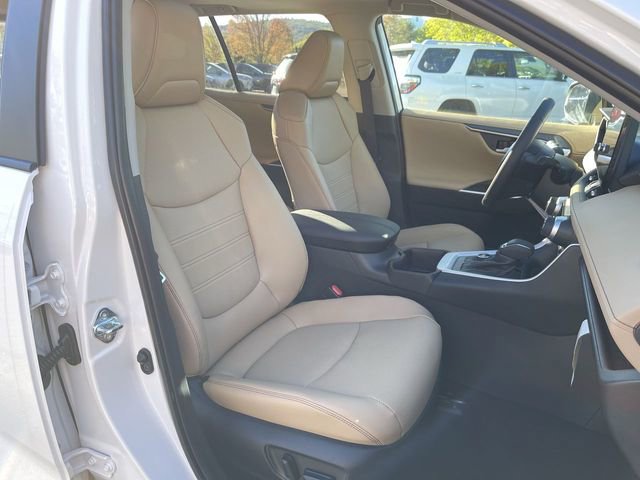 New 2025 Toyota RAV4 Limited image 21