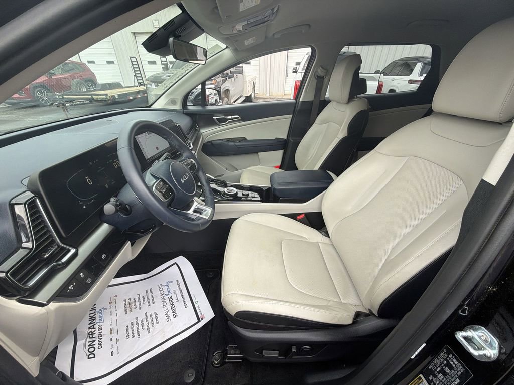 Used 2024 Kia Sportage EX AWD/4WD image 15