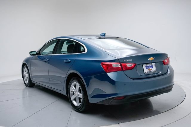 Used 2024 Chevrolet Malibu LT FWD image 3