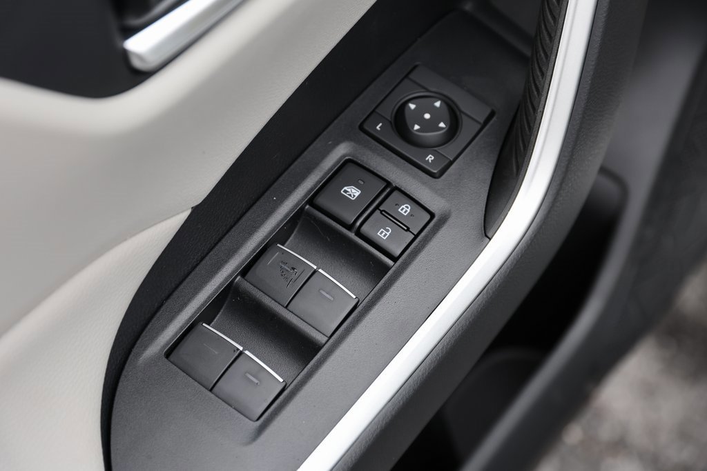 Certified 2025 Toyota RAV4 XLE Premium image 17