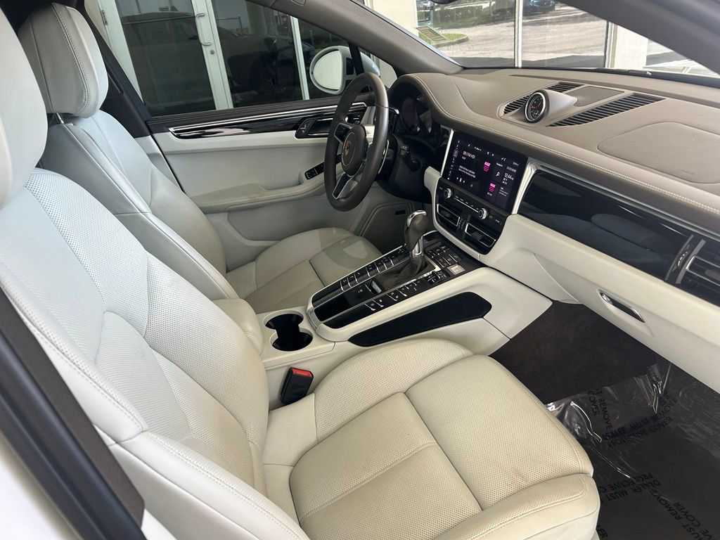 Used 2021 Porsche Macan S AWD/4WD image 24