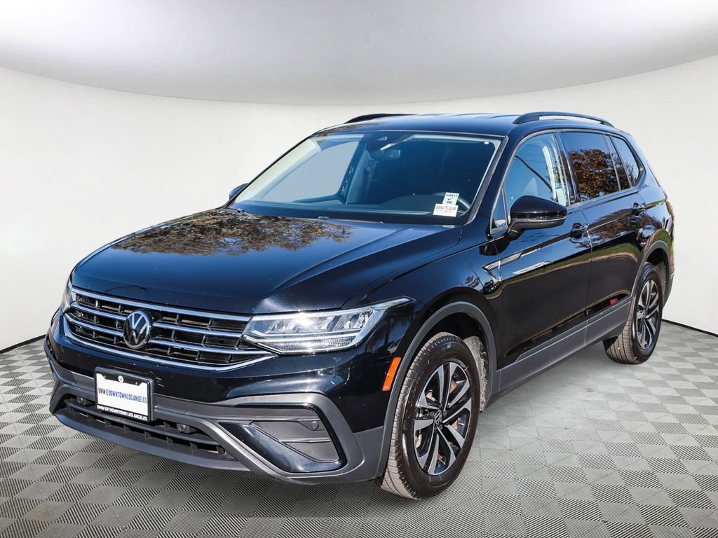Used 2022 Volkswagen Tiguan S w/ IQ.Drive Package image 4