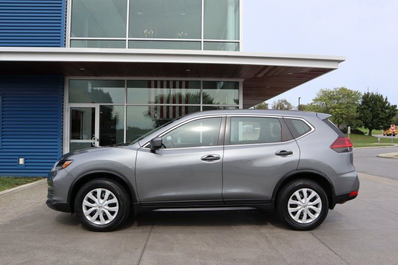 Used 2020 Nissan Rogue S image 6