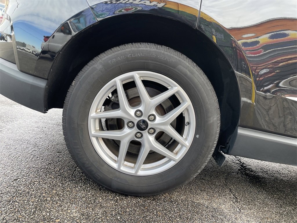 Used 2023 Ford Edge SEL image 12