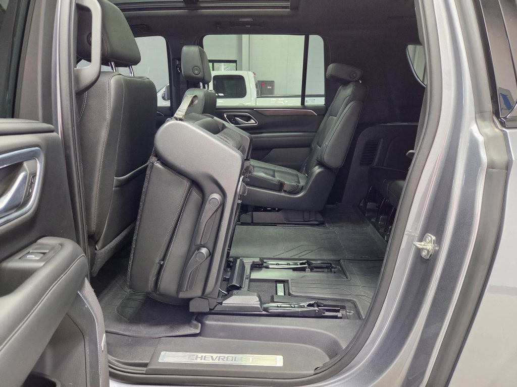 Used 2021 Chevrolet Suburban Z71 AWD/4WD image 22