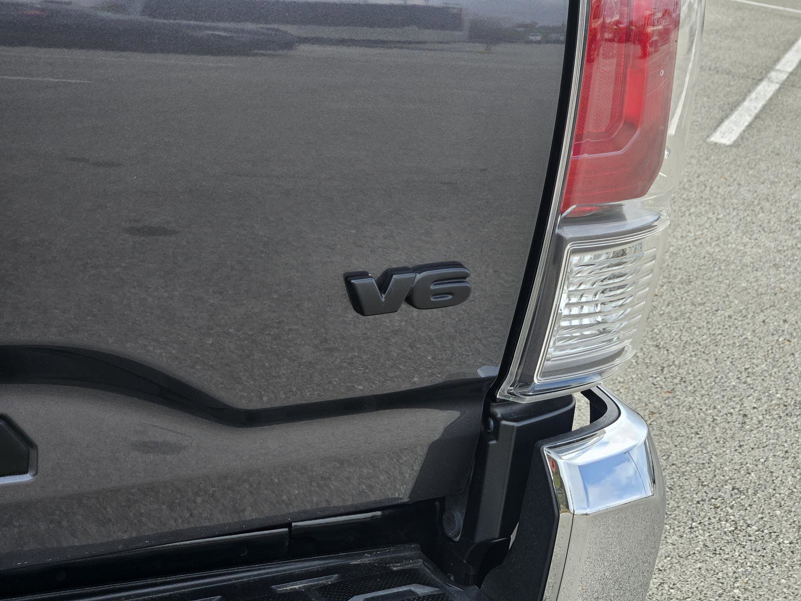 Used 2023 Toyota Tacoma TRD Off-Road image 8