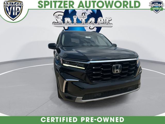 Used 2023 Honda Pilot Elite image 3
