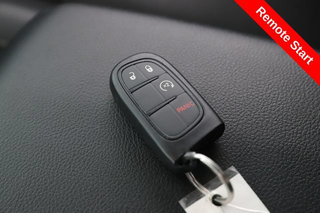 Used 2016 RAM 2500 Laramie AWD/4WD image 3