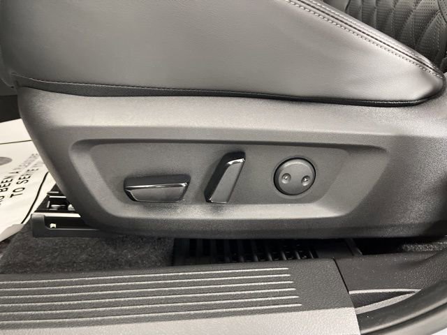 New 2026 Nissan Rogue Platinum image 31