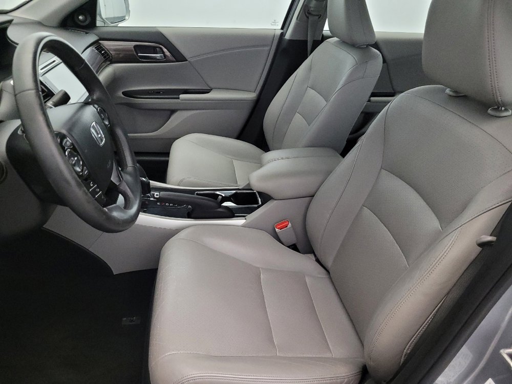 Used 2017 Honda Accord EX-L image 17