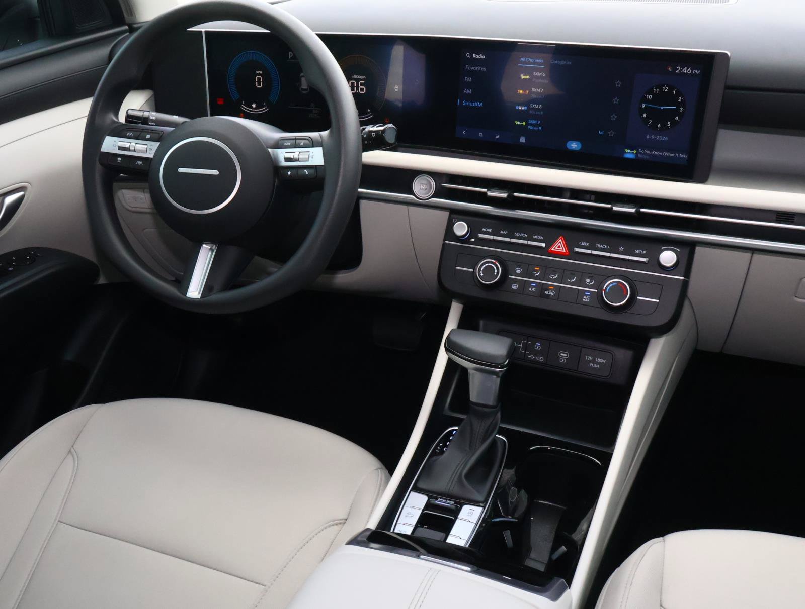 Certified 2026 Hyundai Tucson SE FWD image 10