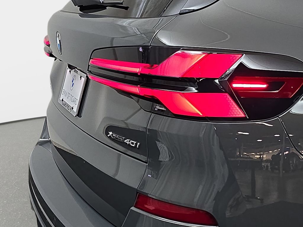 Used 2026 BMW X5 xDrive40i w/ M Sport Package image 36