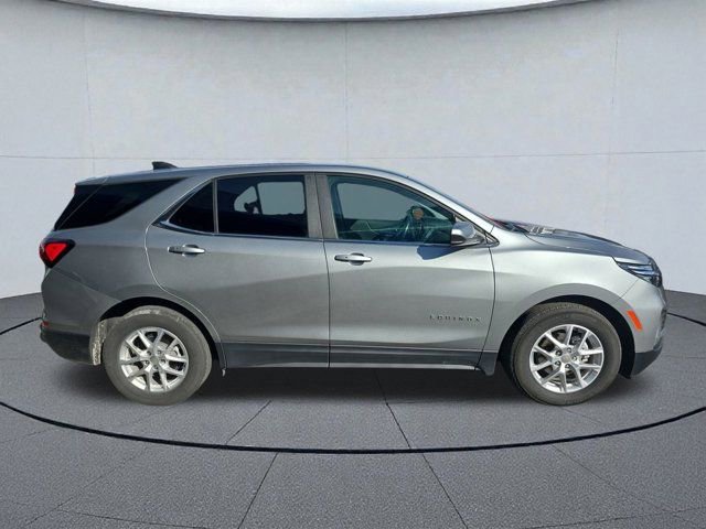 Used 2024 Chevrolet Equinox LT image 6