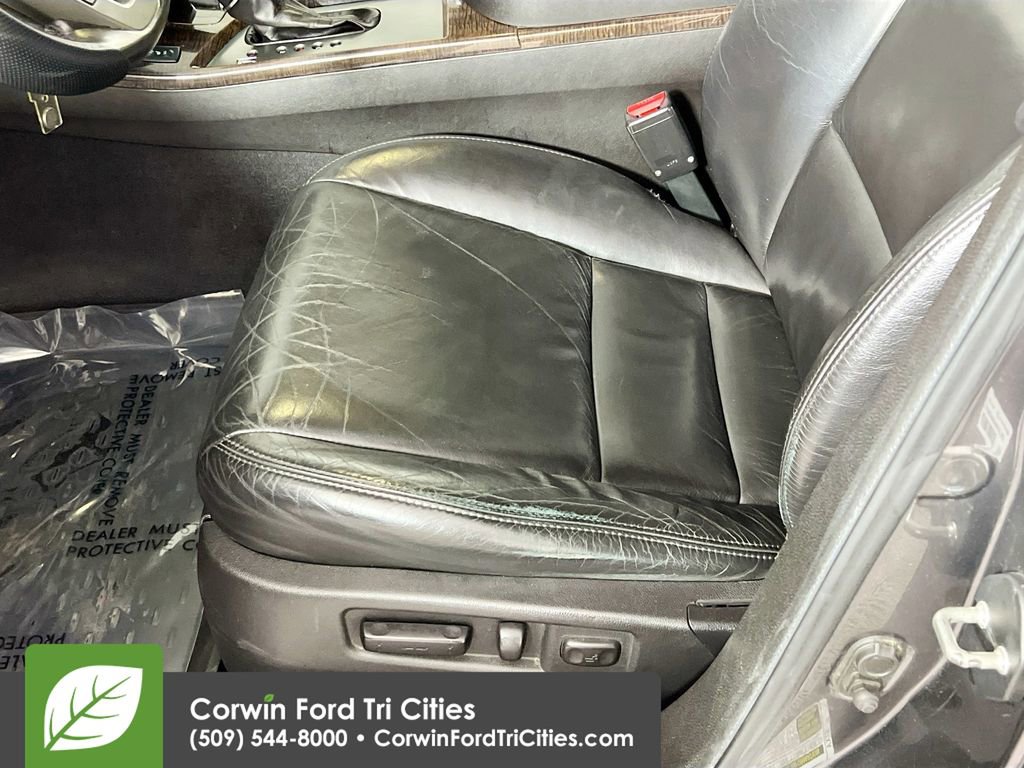 Used 2011 Acura MDX w/ Technology & Entertainment AWD/4WD image 22