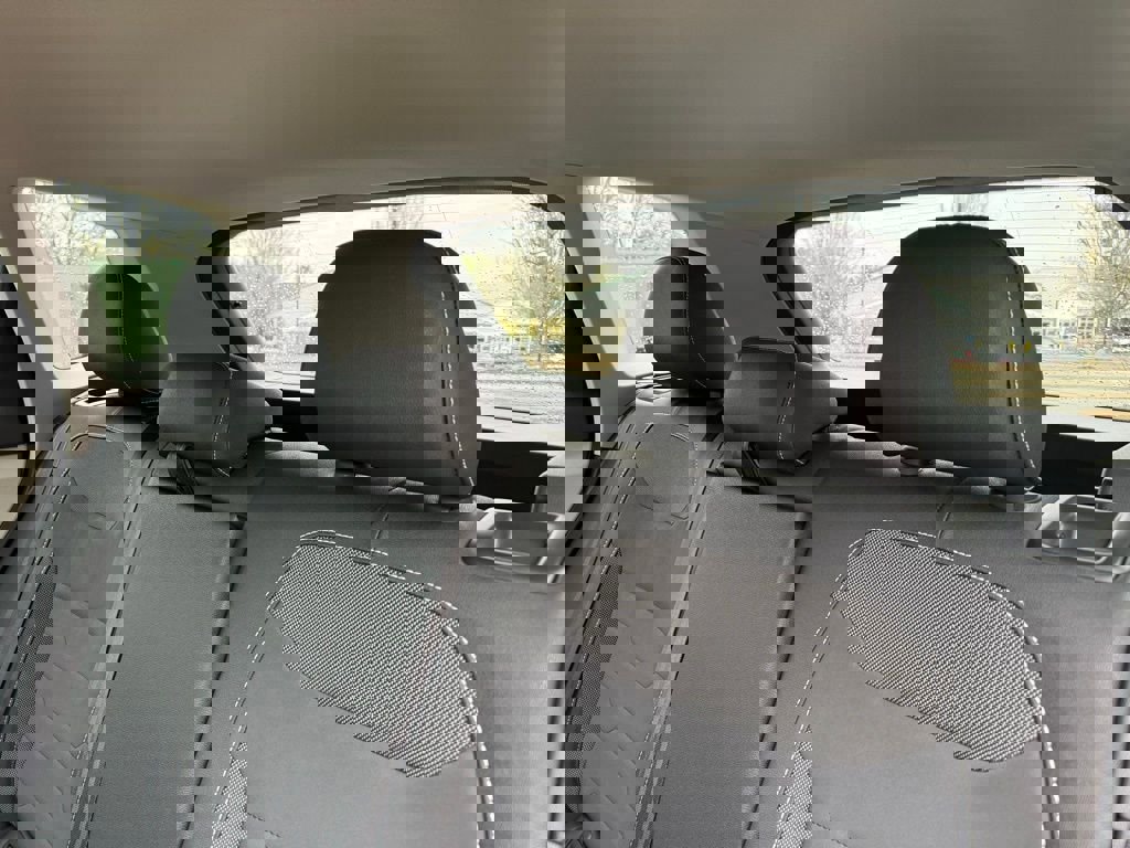 New 2026 Volkswagen Taos SE image 20