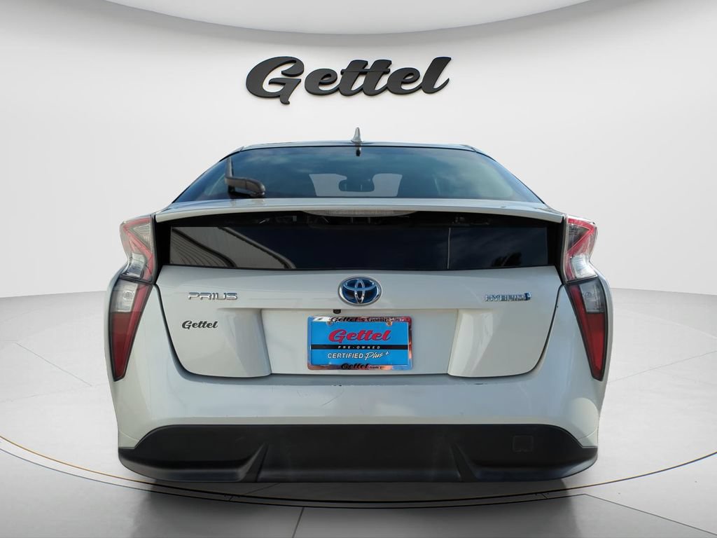 Used 2017 Toyota Prius Four Touring FWD image 6